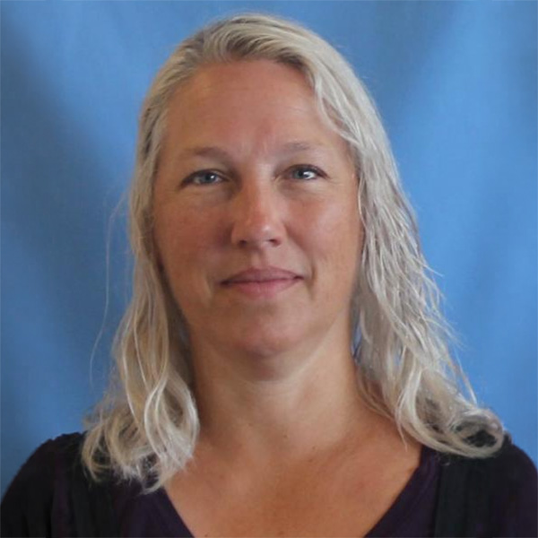 Bonnie Hall headshot